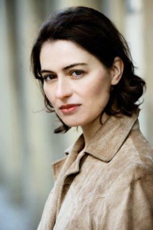Esther Zimmering Image