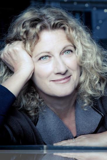 Angela Finocchiaro Image