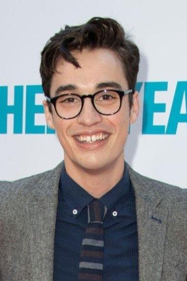 Joey Bragg Image
