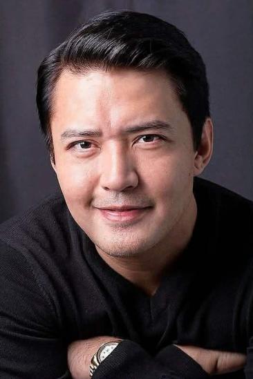 Mark Anthony Fernandez Image