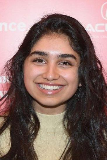 Atheena Frizzell Image