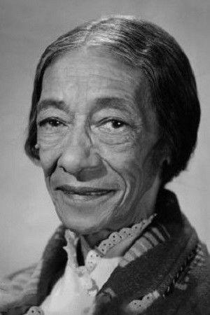 Estelle Hemsley Image