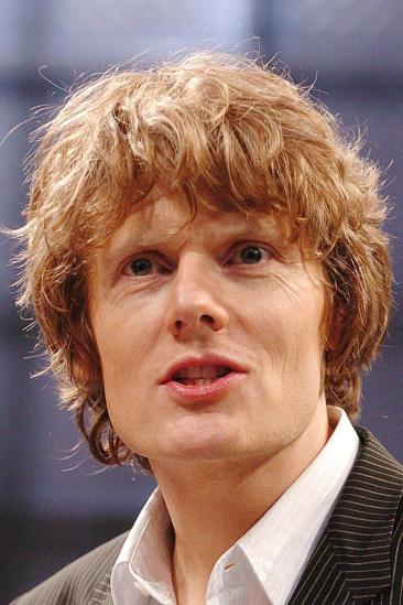 Julian Rhind-Tutt Image