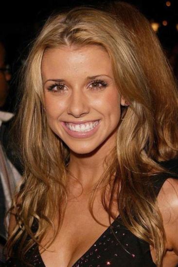 Melissa Schuman Image