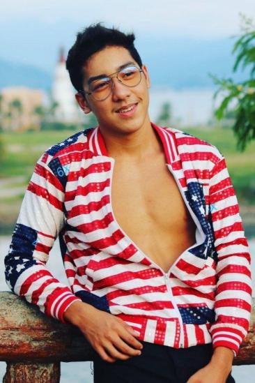 Clifford Pusing Image