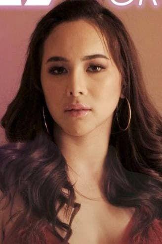 Julia Victoria Image