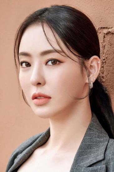 Lee Da-hee Image