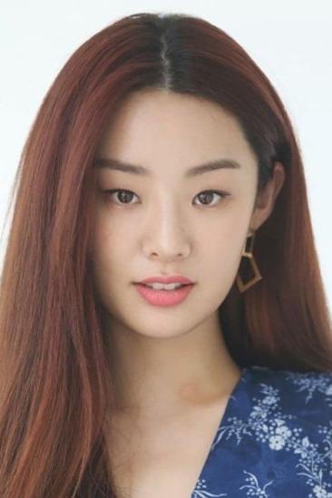 Stephanie Lee Image