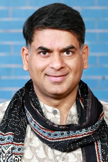Saurabh Dwivedi Image