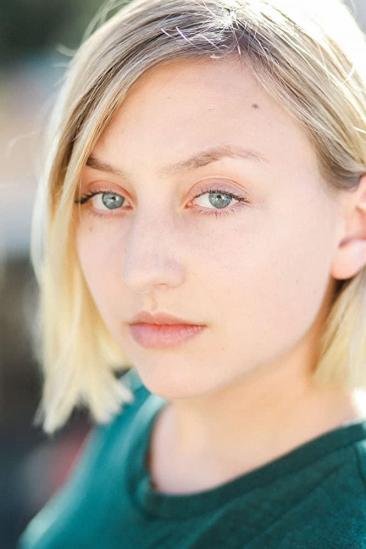 Lily Bleu Andrew Image