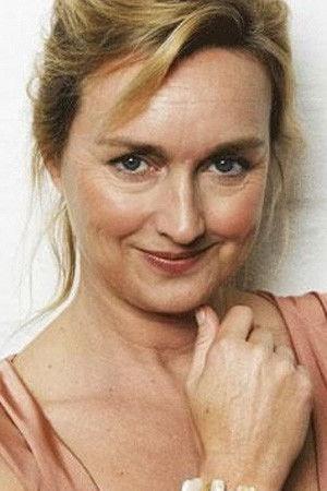 Victoria Longley Image