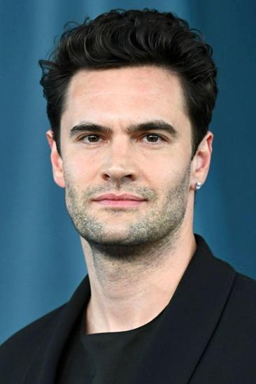Tom Bateman Image