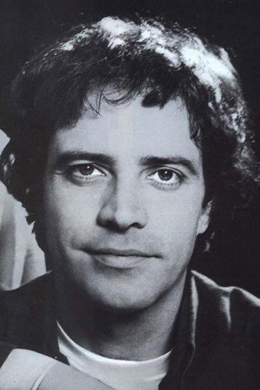 Enrico Montesano Image