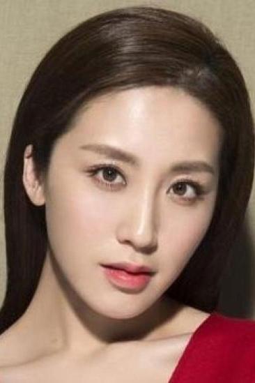 Zhou Meiyi Image
