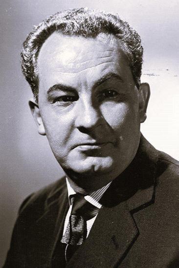 Leo McKern Image