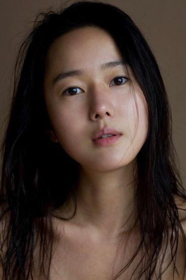 Yoon Jin-seo Image