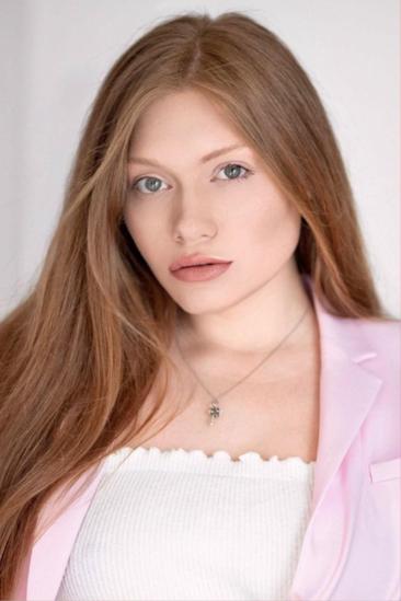 Ivy Châtelain Image