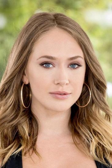 Kagney Linn Karter Image