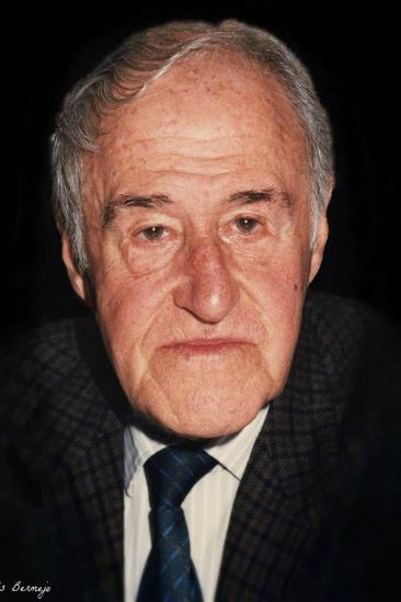 Luis Escobar Image