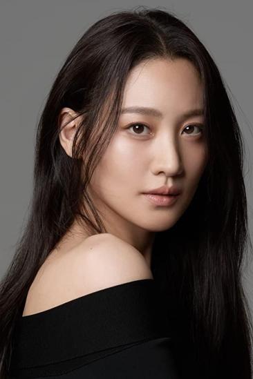Claudia Kim Image
