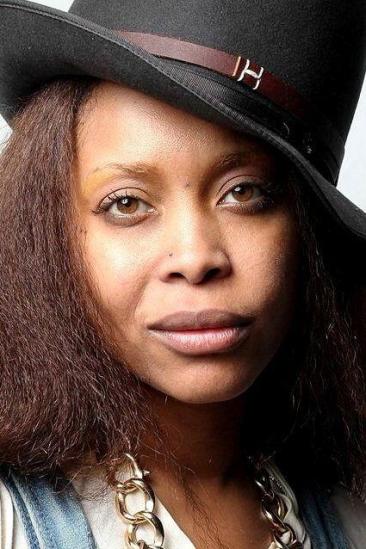Erykah Badu Image