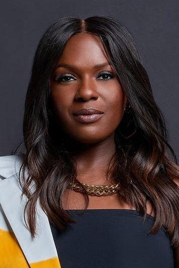 Deborah Joy Winans Image