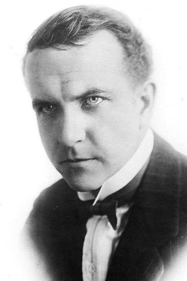Frank Mills Image