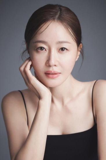 Uhm Ji-won Image