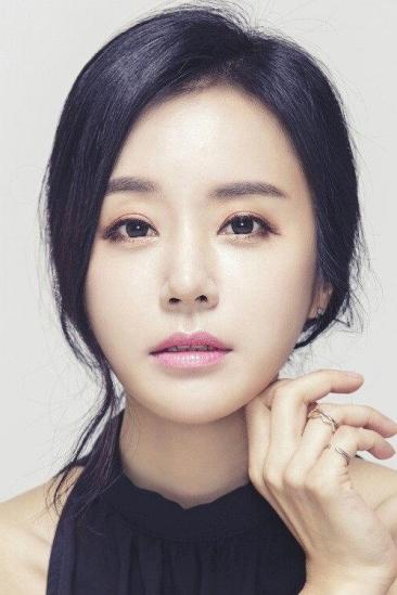 Ban Min-jeong Image