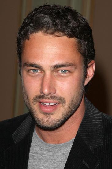 Taylor Kinney Image