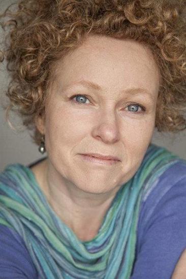 Ally Ní Chiárain Image