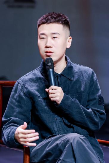 Yang Jiulang Image
