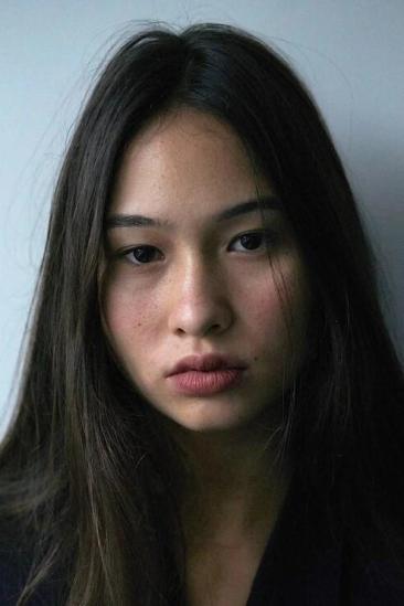 Angela Sari Image
