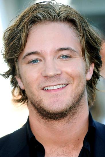 Michael Welch Image