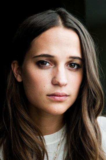 Alicia Vikander Image