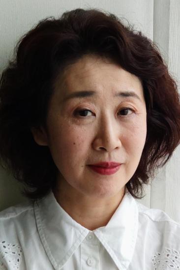 Satoko Abe Image