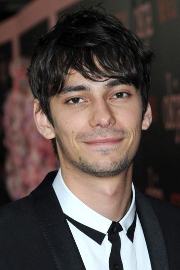 Devon Bostick Image
