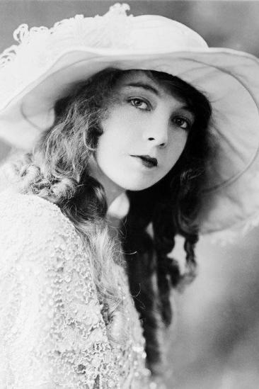 Lillian Gish Image
