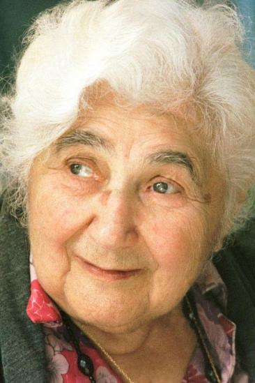 Esther Gorintin Image