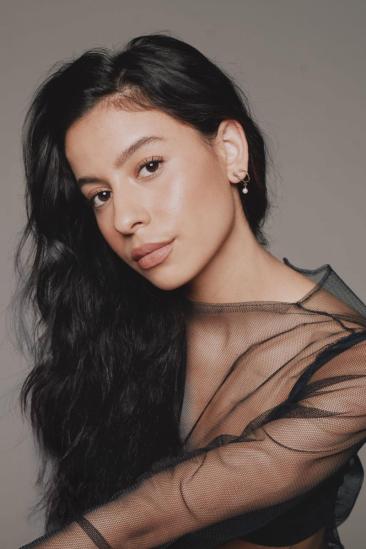 Izabella Alvarez Image