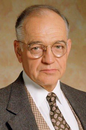 Richard Dysart Image