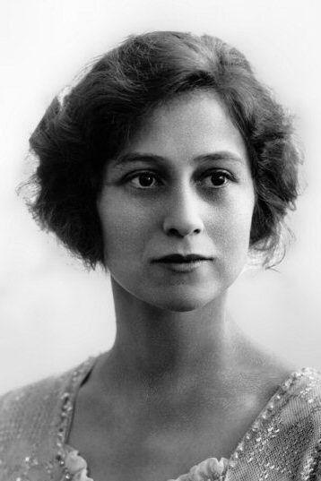 Christine Silver Image