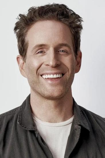 Glenn Howerton Image