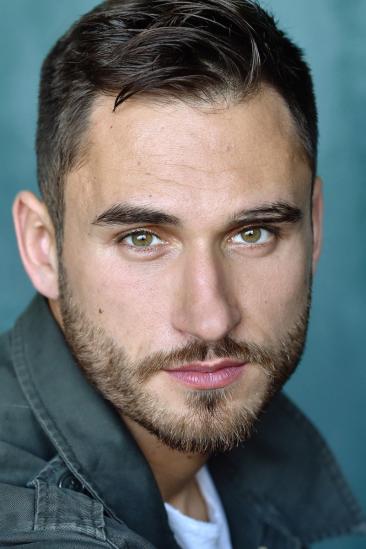 Charlie Clapham Image