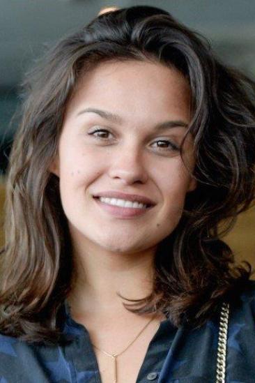 Holly Mae Brood Image