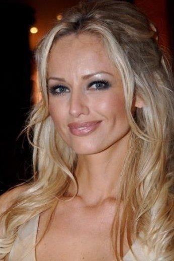 Adriana Karembeu Image