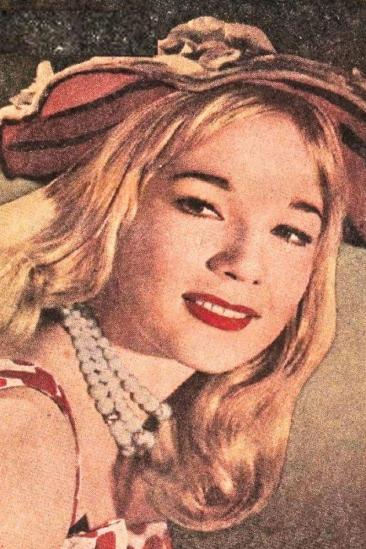 Nilüfer Aydan Image