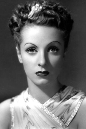 Danielle Darrieux Image