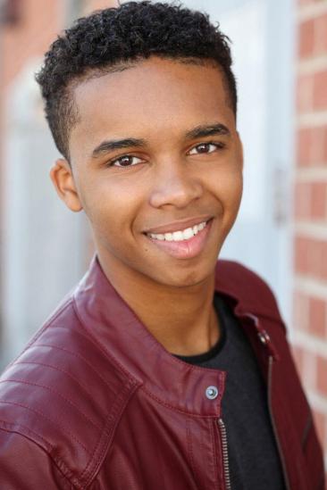 Donis Leonard Jr. Image