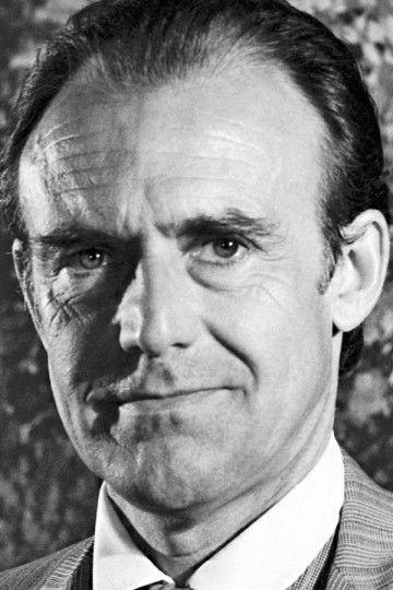 Richard Bull Image